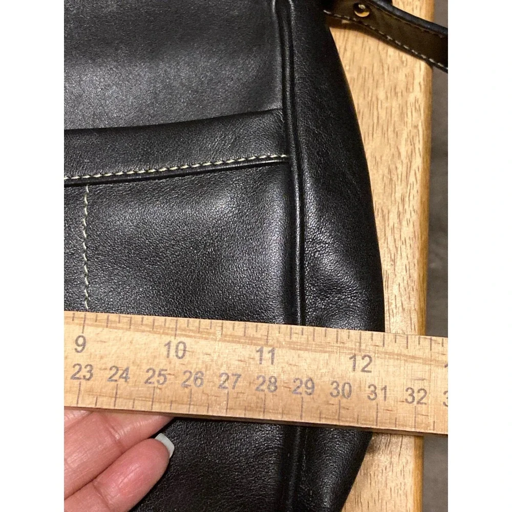Etienne Aigner Black Leather Crossbody Bag Gold Logo Stitch Detail Hobo